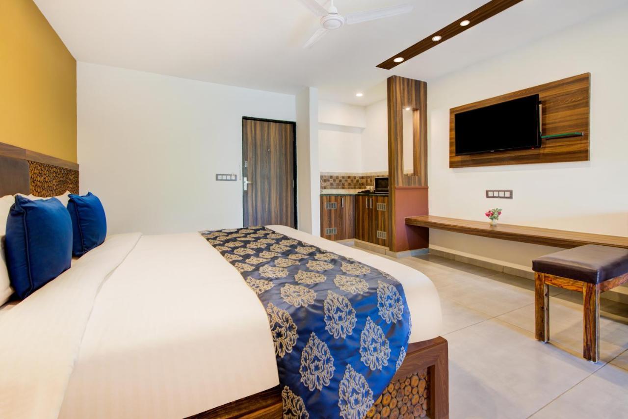 Club Mahindra Netrang Hotel Bagian luar foto